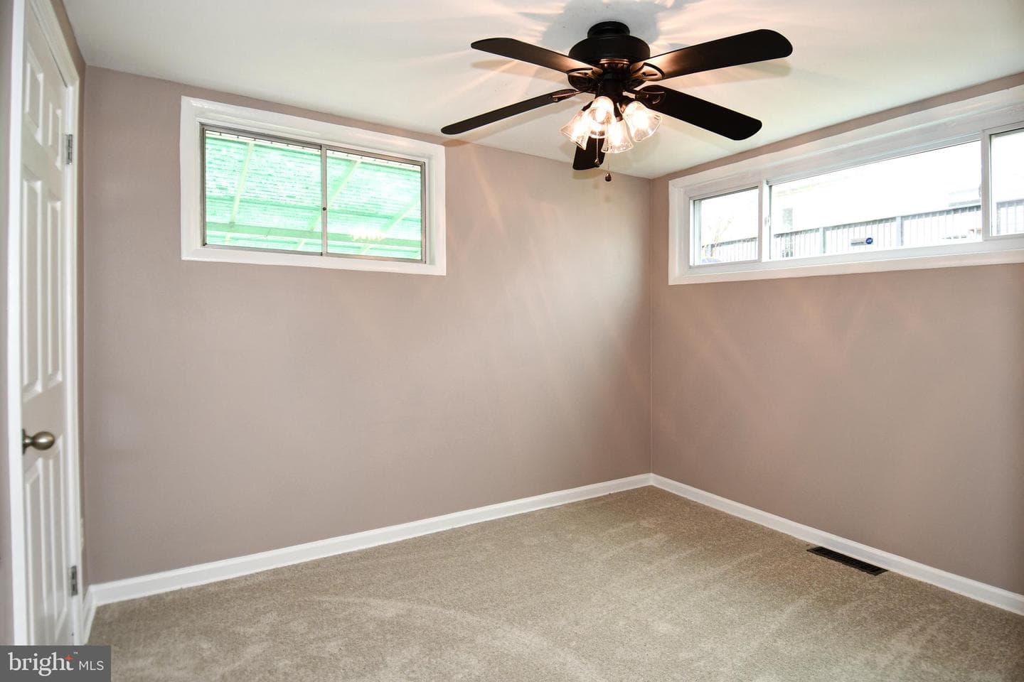 1011 Londonderry Drive photo 24