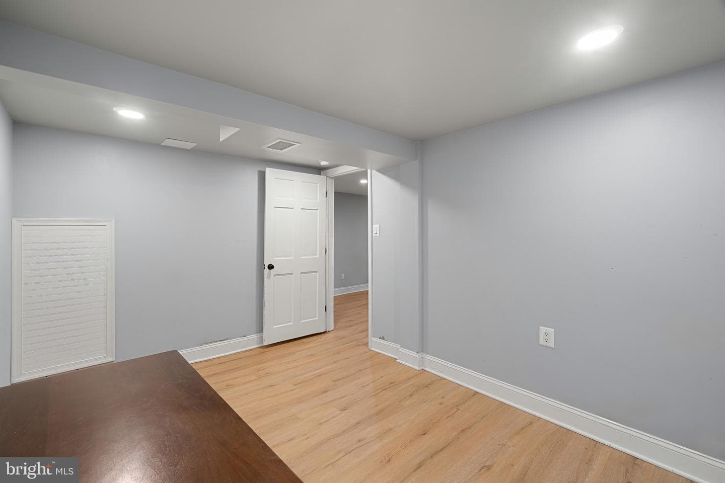 109 Herbert Court photo 37