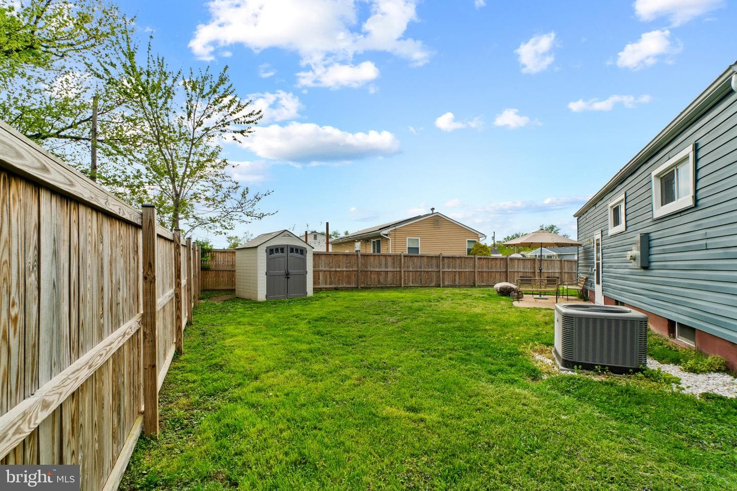 109 Herbert Court photo 47