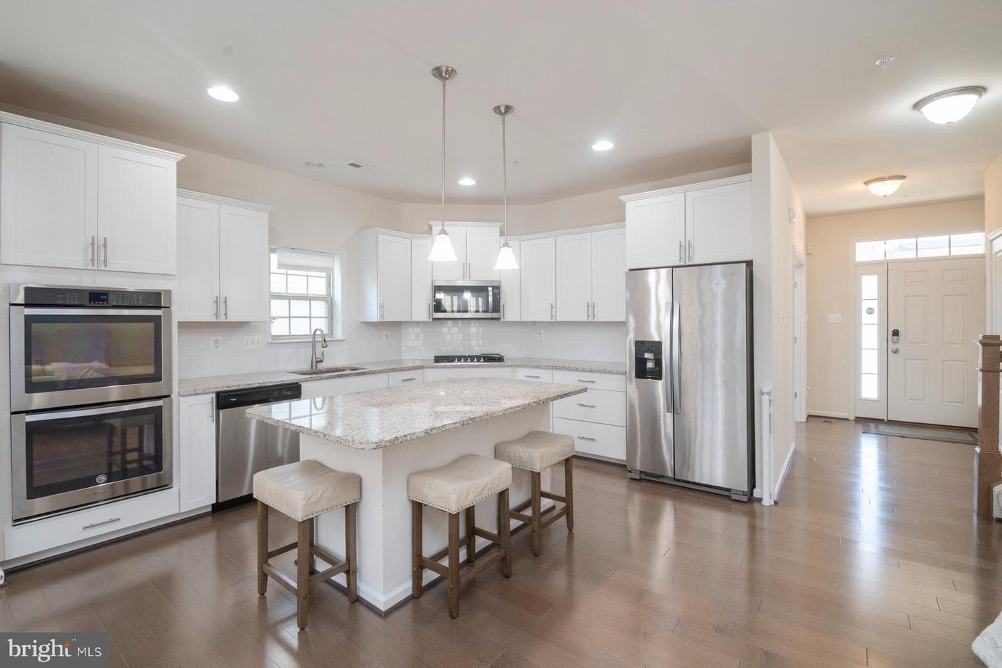 7605 Gigur Drive photo 3