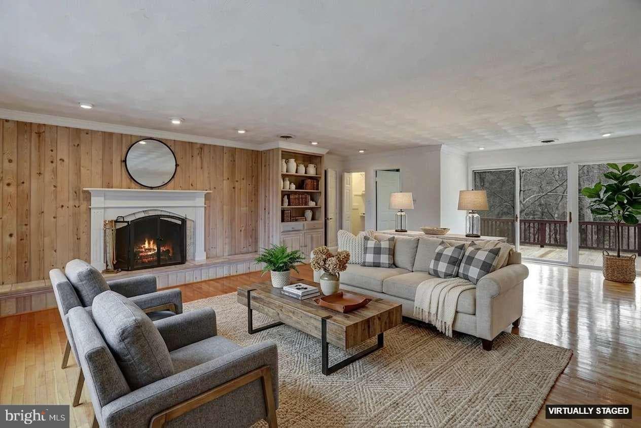 3463 Constellation Drive photo 23