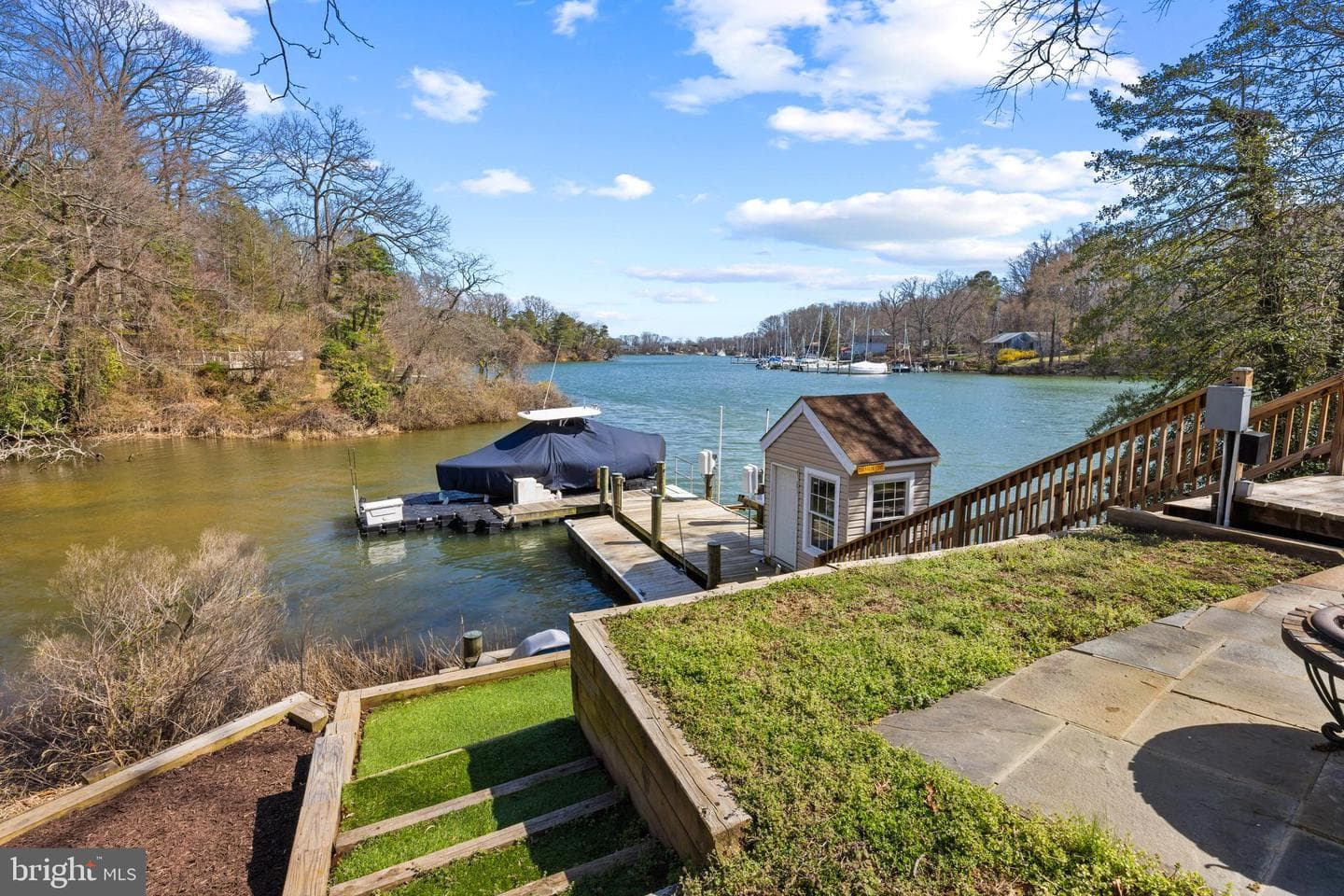 301 Kingsberry Drive photo 3