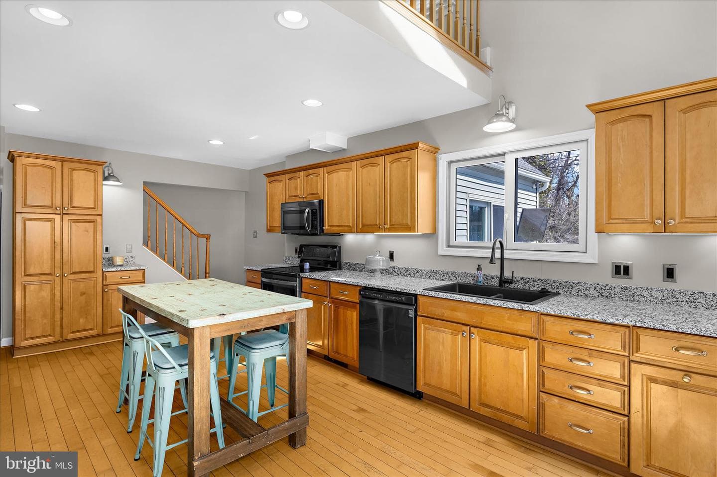 1217 Valley Road photo 7