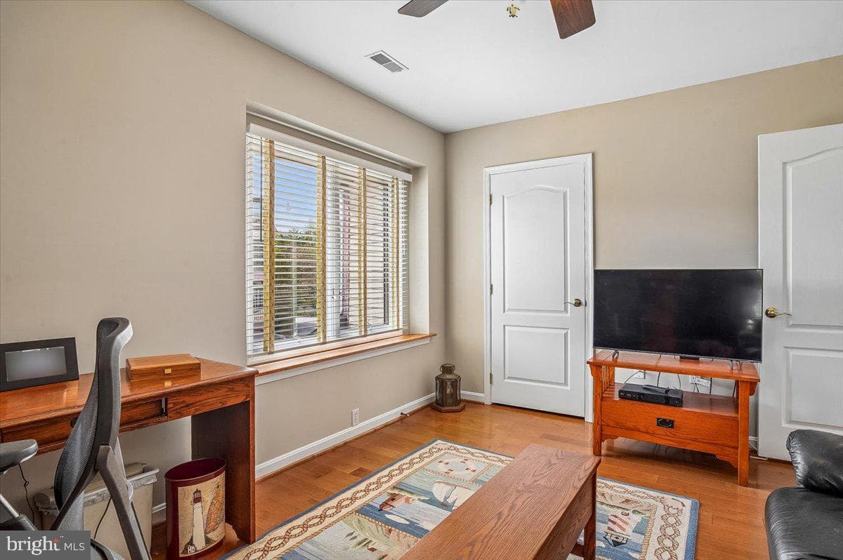 7001 Clinton Court #7b photo 15