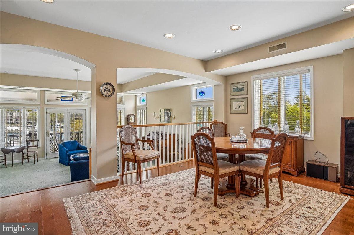 7001 Clinton Court #7b photo 9