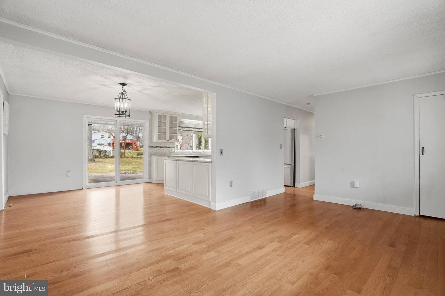 616 Cedarwood Lane photo 9
