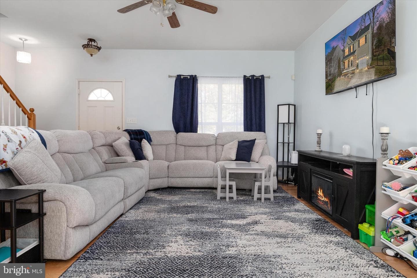 462 Lincoln Drive photo 8