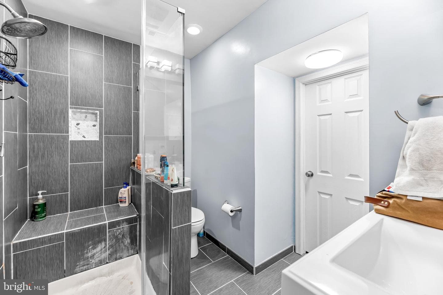 207 1st Street photo 22