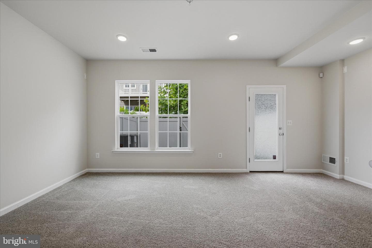 2708 Wessex Circle photo 6