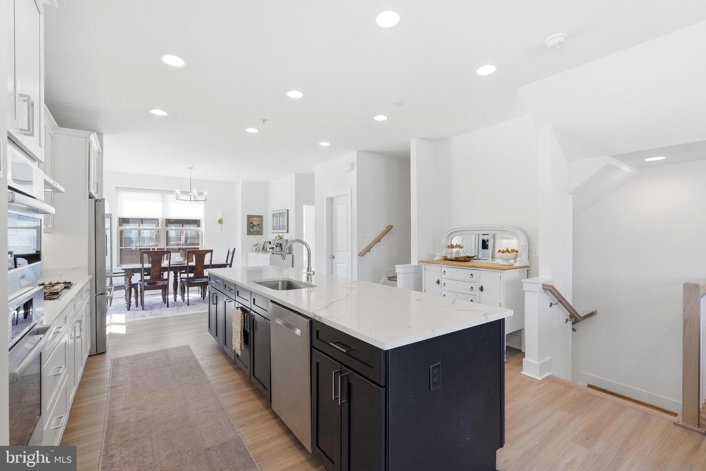 3311 Streamlet Ln photo 15