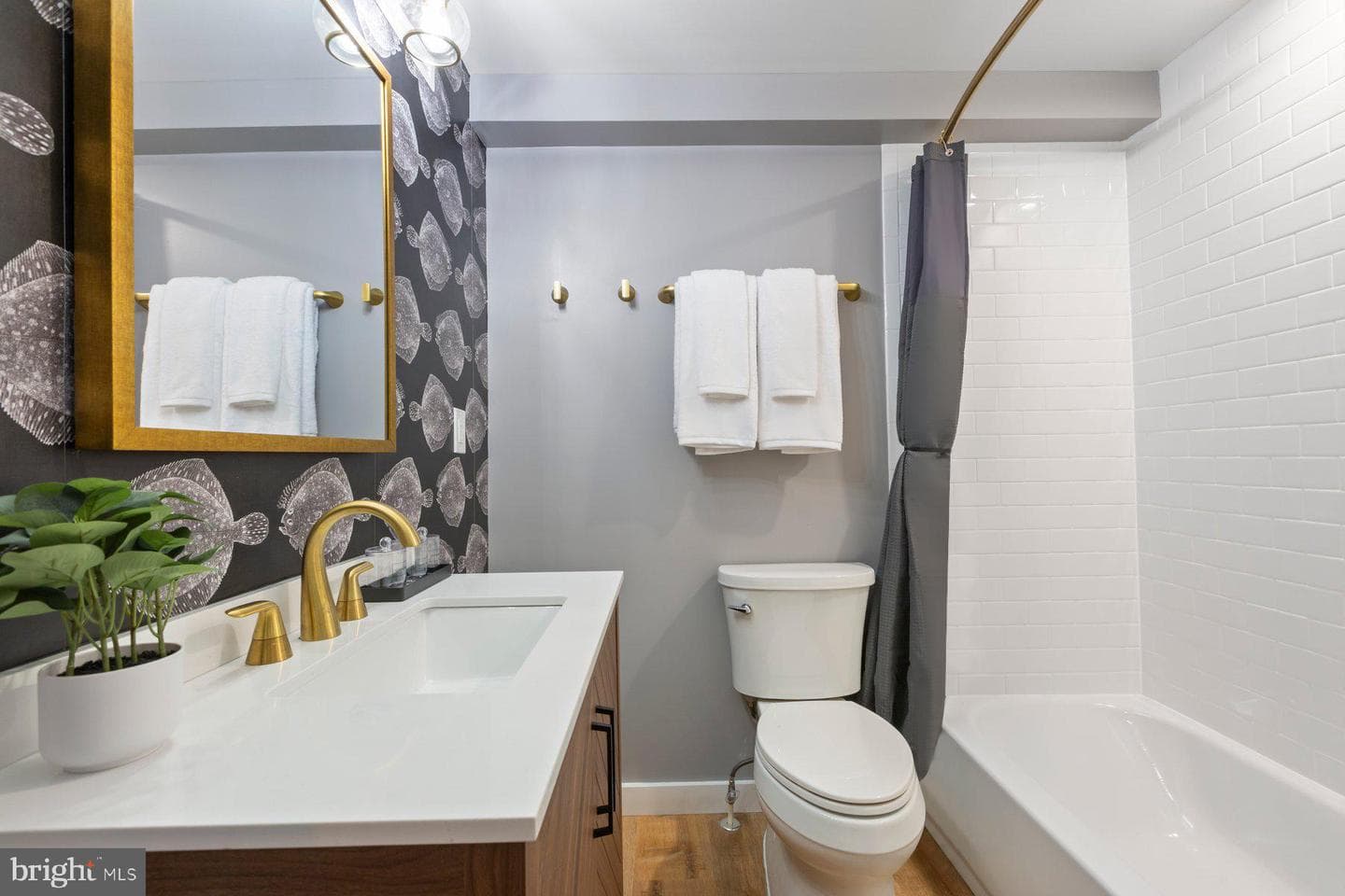 220 West Street photo 23