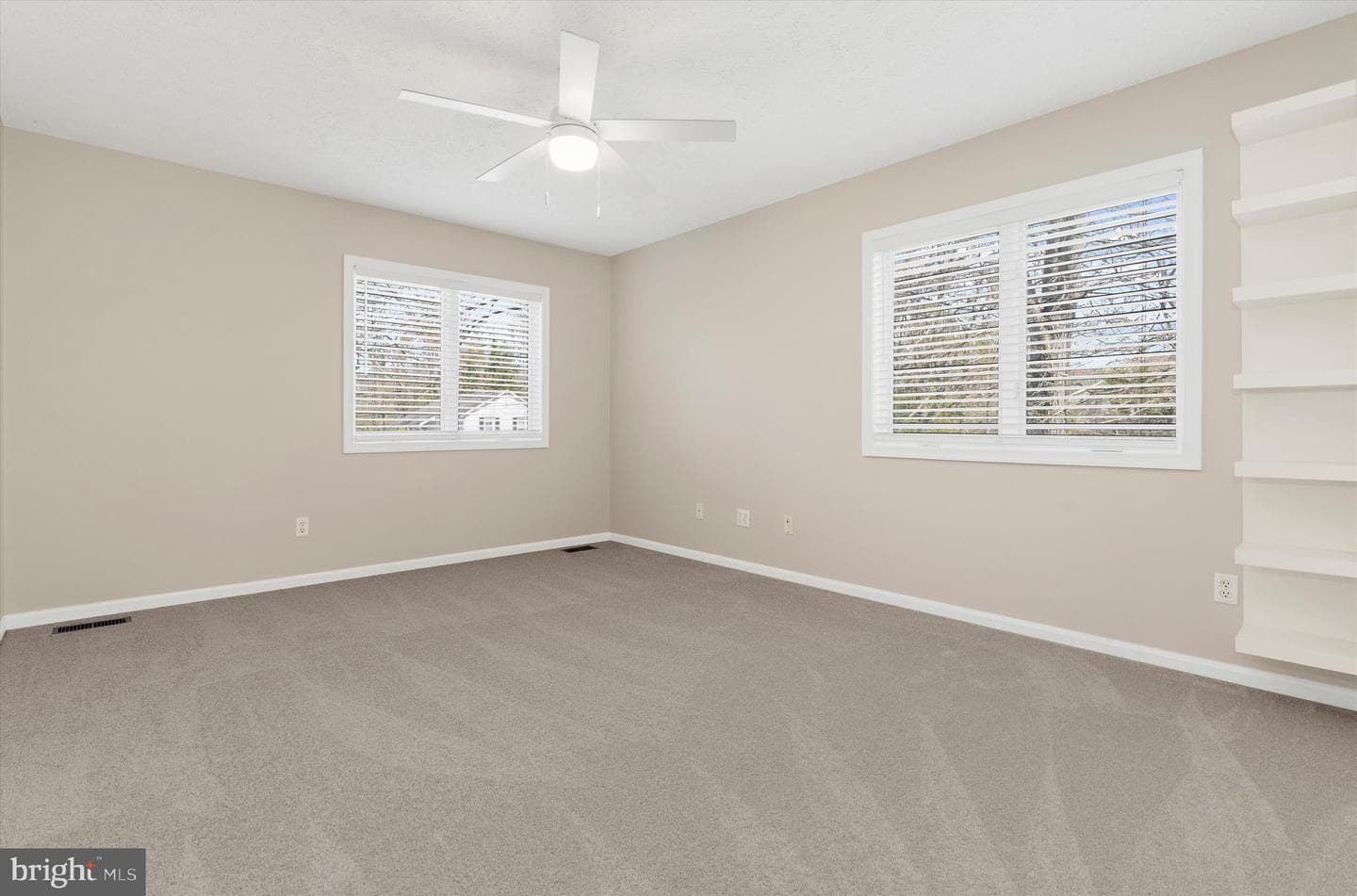 311 South Drive photo 31