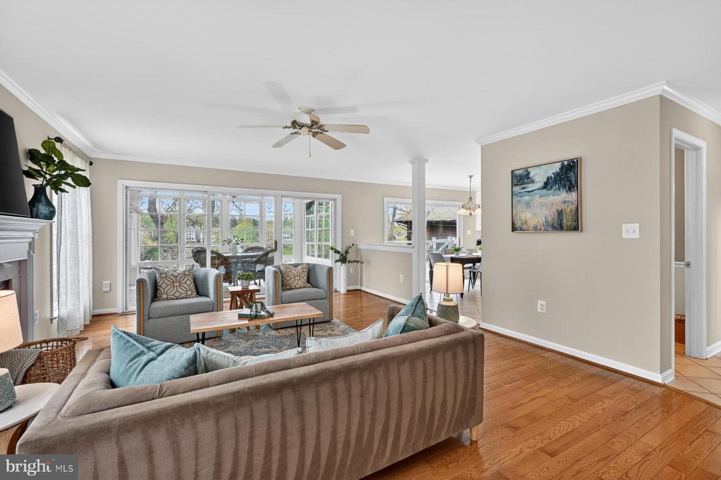 928 Waterview Drive photo 15