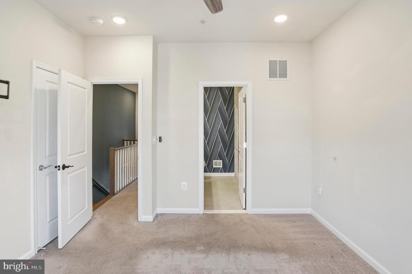211 Narrowleaf Way photo 17