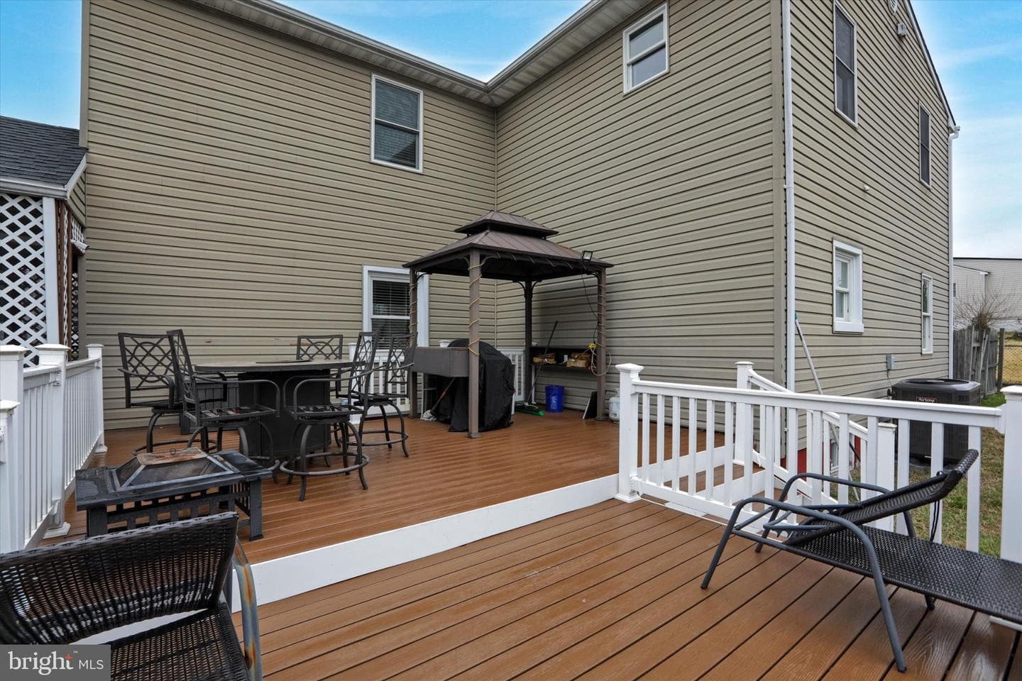 107 Ferndale Avenue photo 41