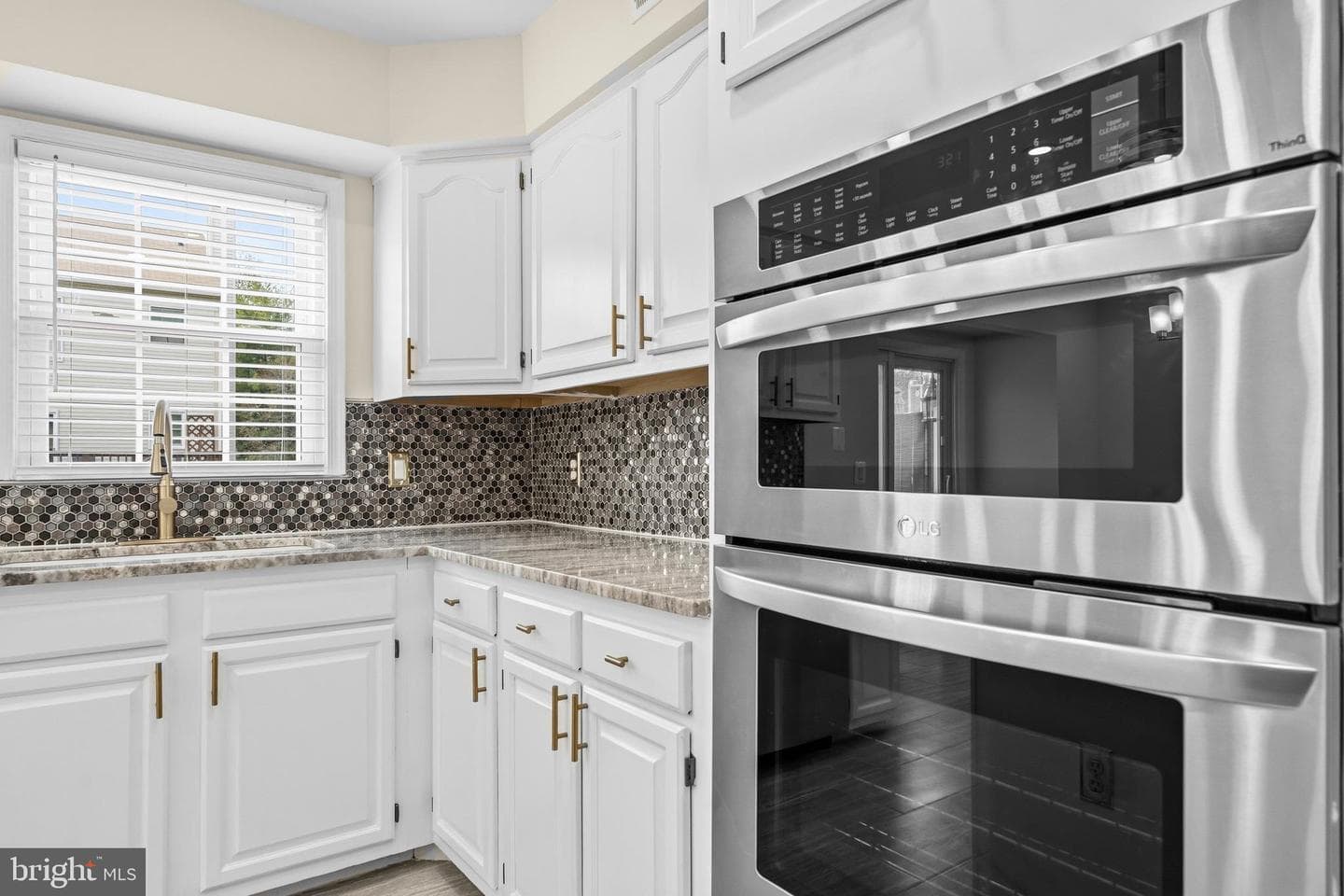 299 Saint Michaels Circle photo 18