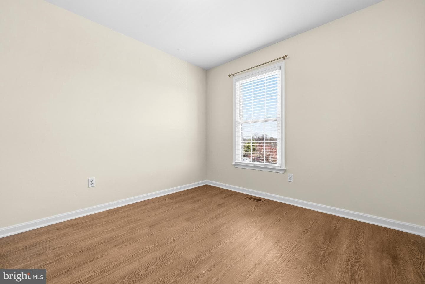 299 Saint Michaels Circle photo 27
