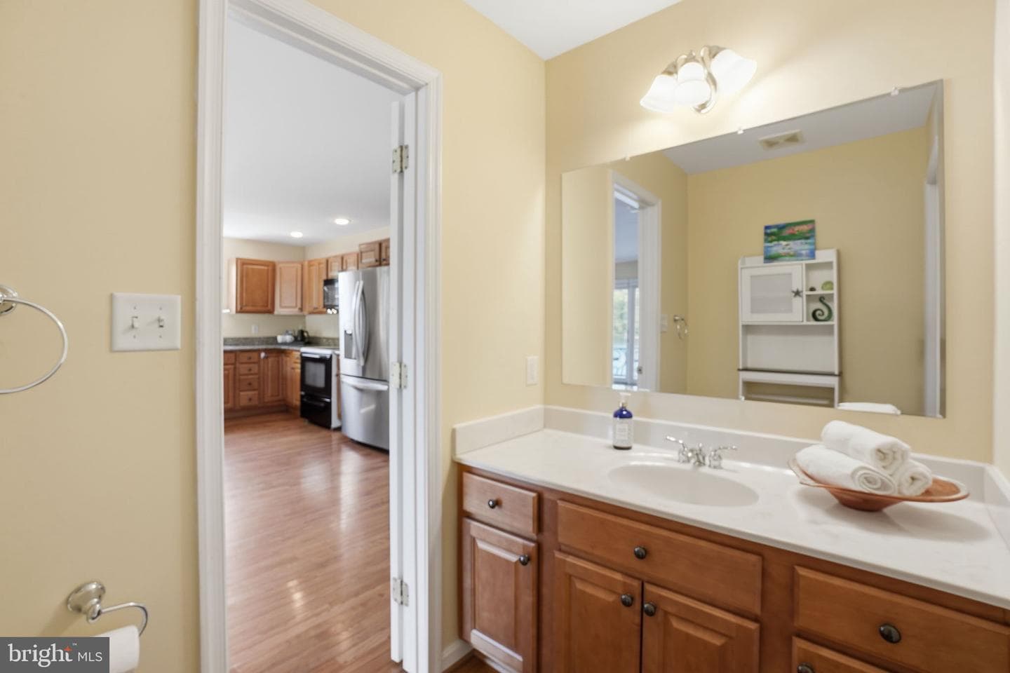 426 Riverside Drive photo 11