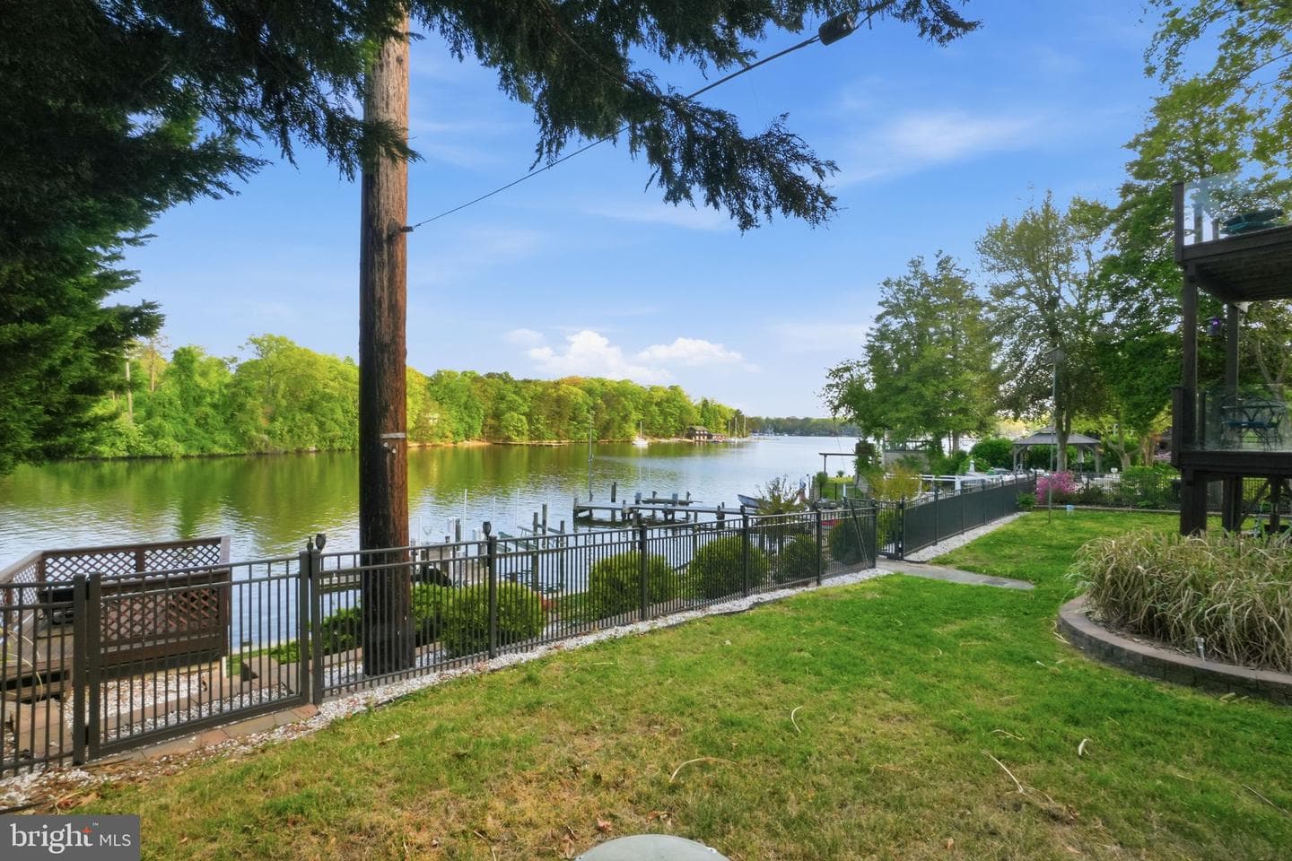 426 Riverside Drive photo 28
