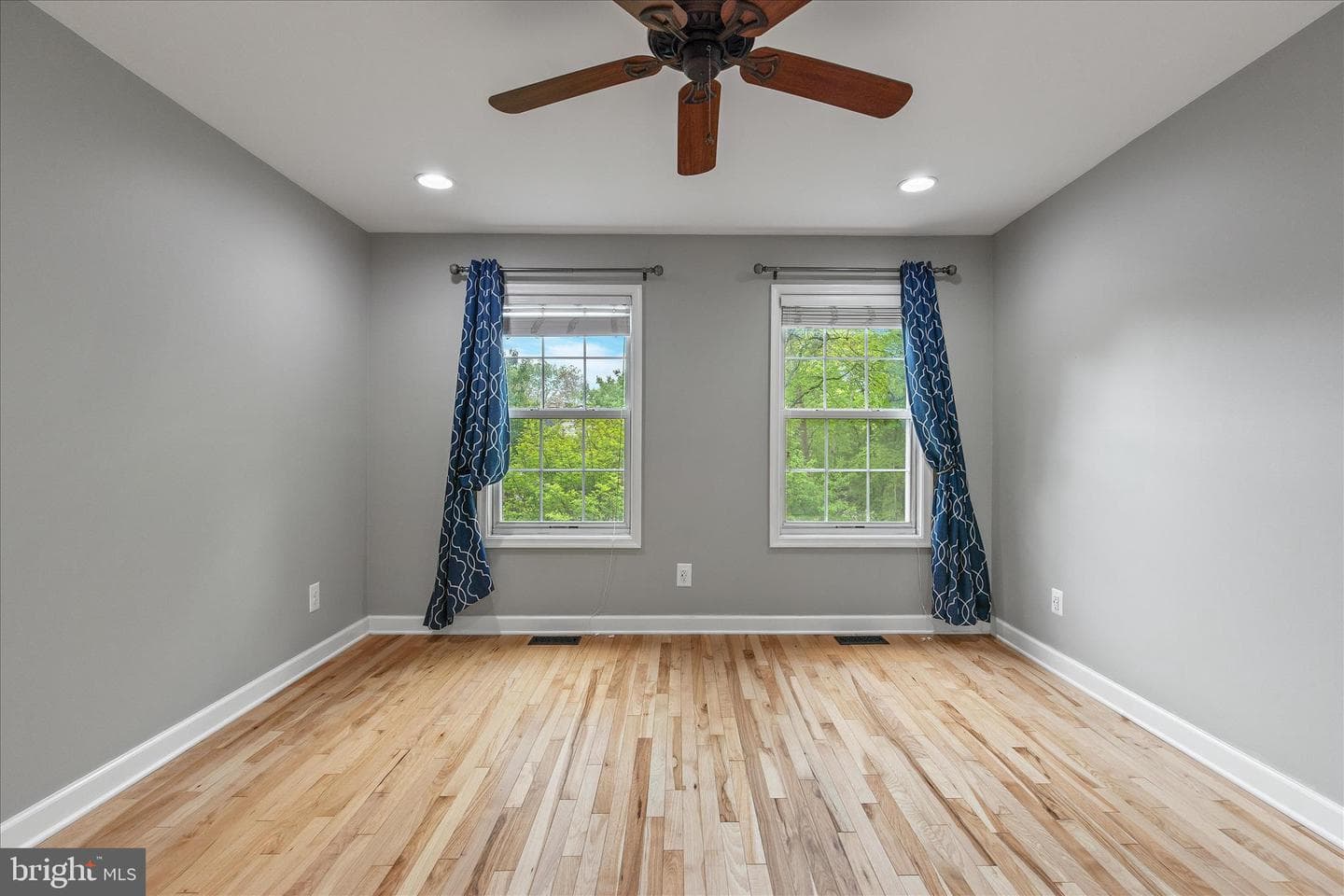 1805 Disney Estates Circle photo 25