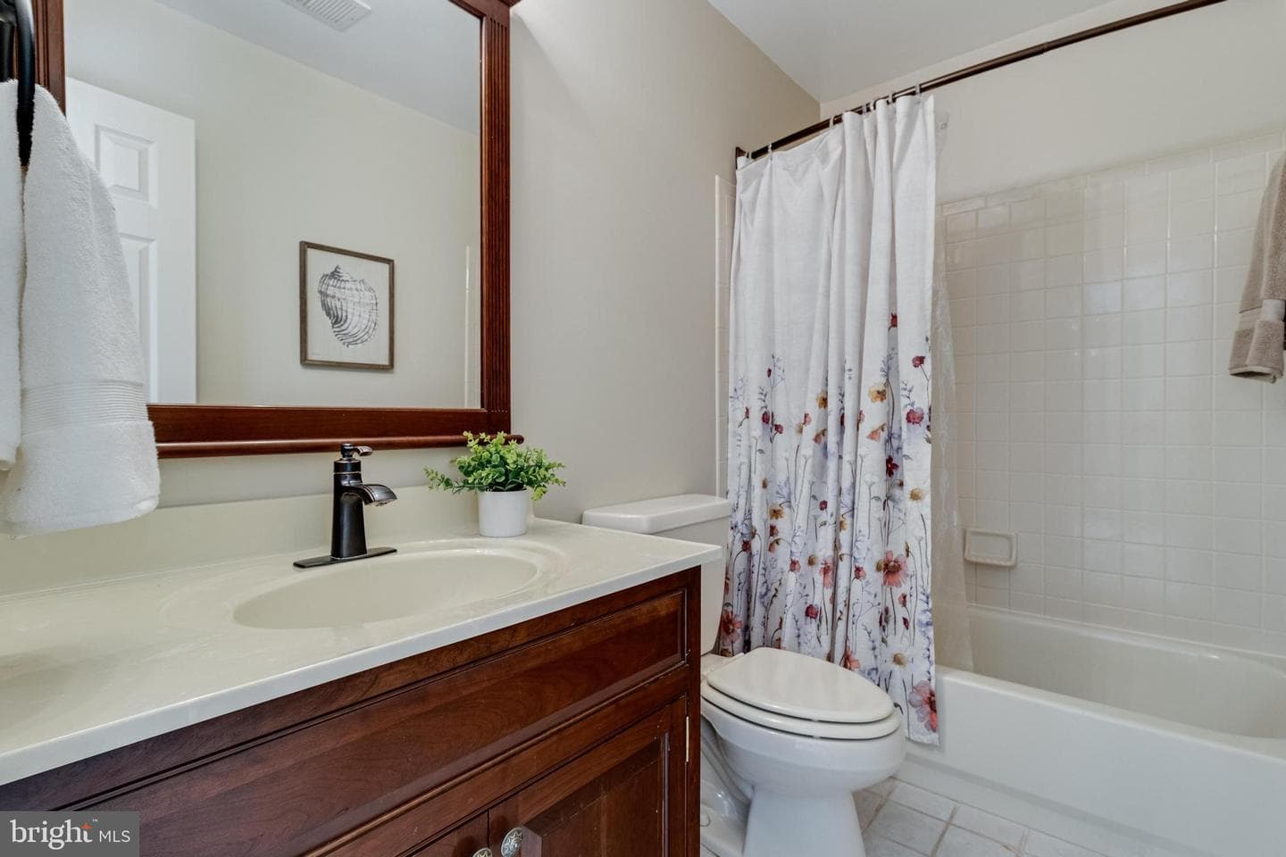 99 Hummingbird Court photo 44