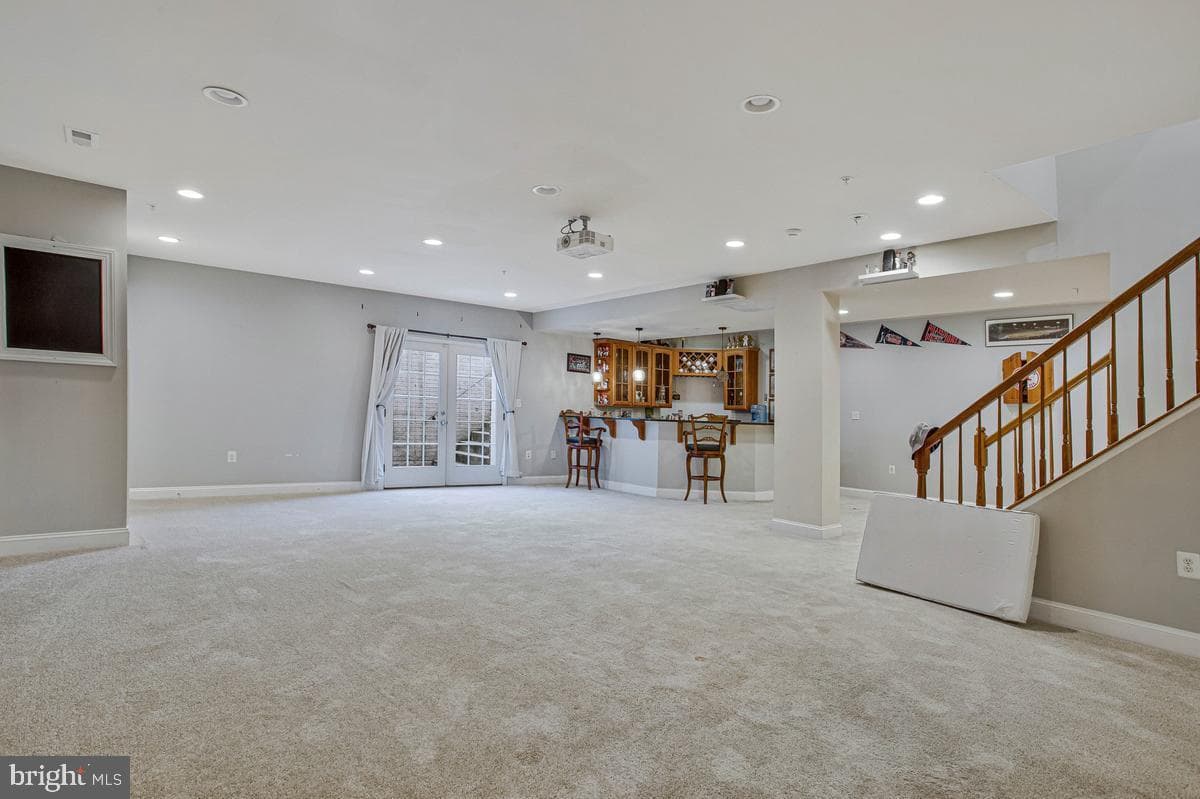 27 Hunting Court photo 57