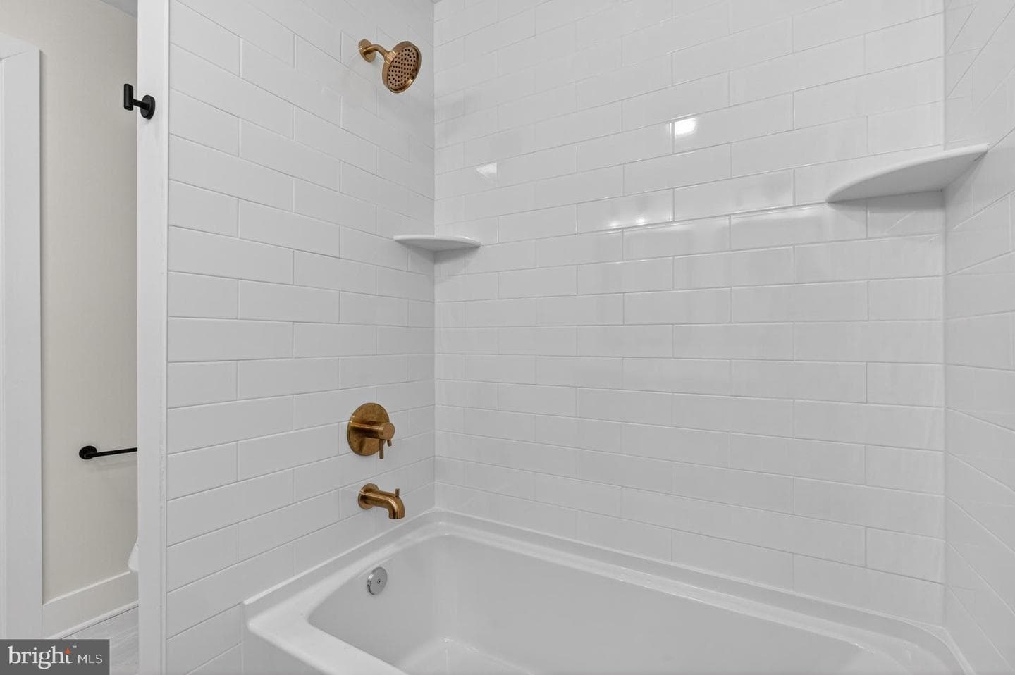 358 Prestonfield Lane photo 35