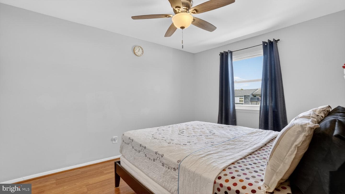 457 Mainview Court photo 25