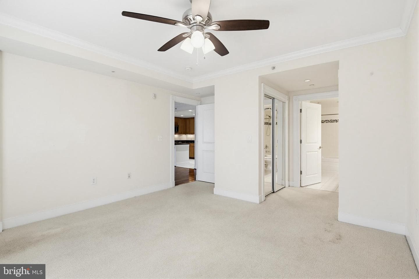 5 Park Place #425 photo 13