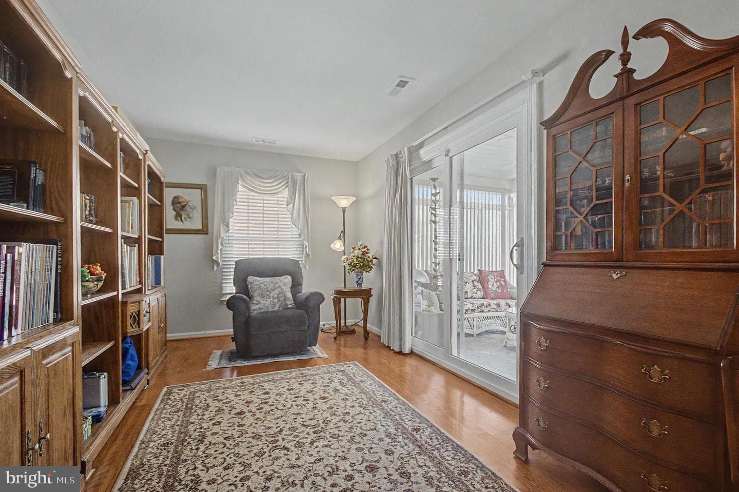 837 Boatswain Way photo 11