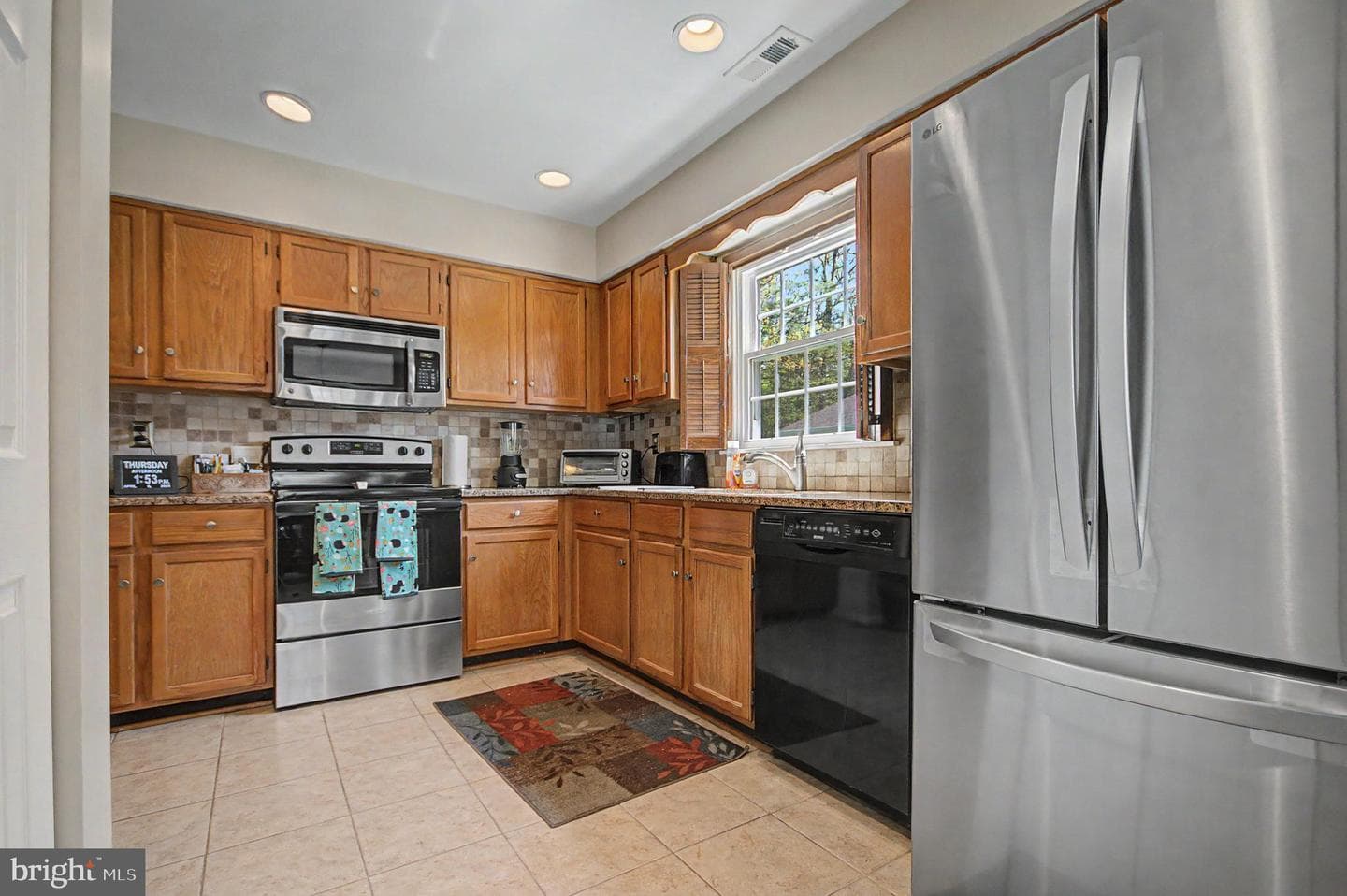 837 Boatswain Way photo 5