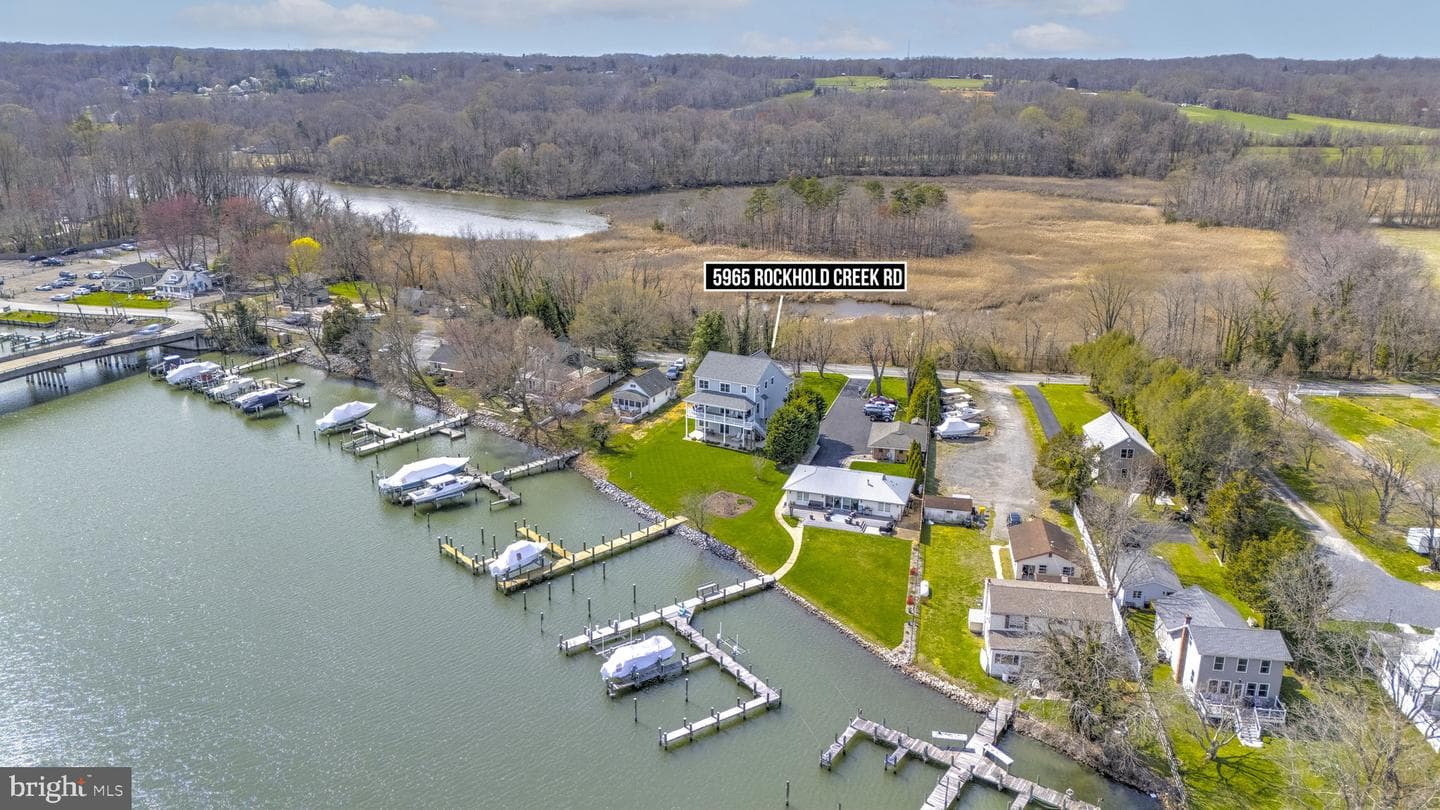 5965 Rockhold Creek Road photo 3