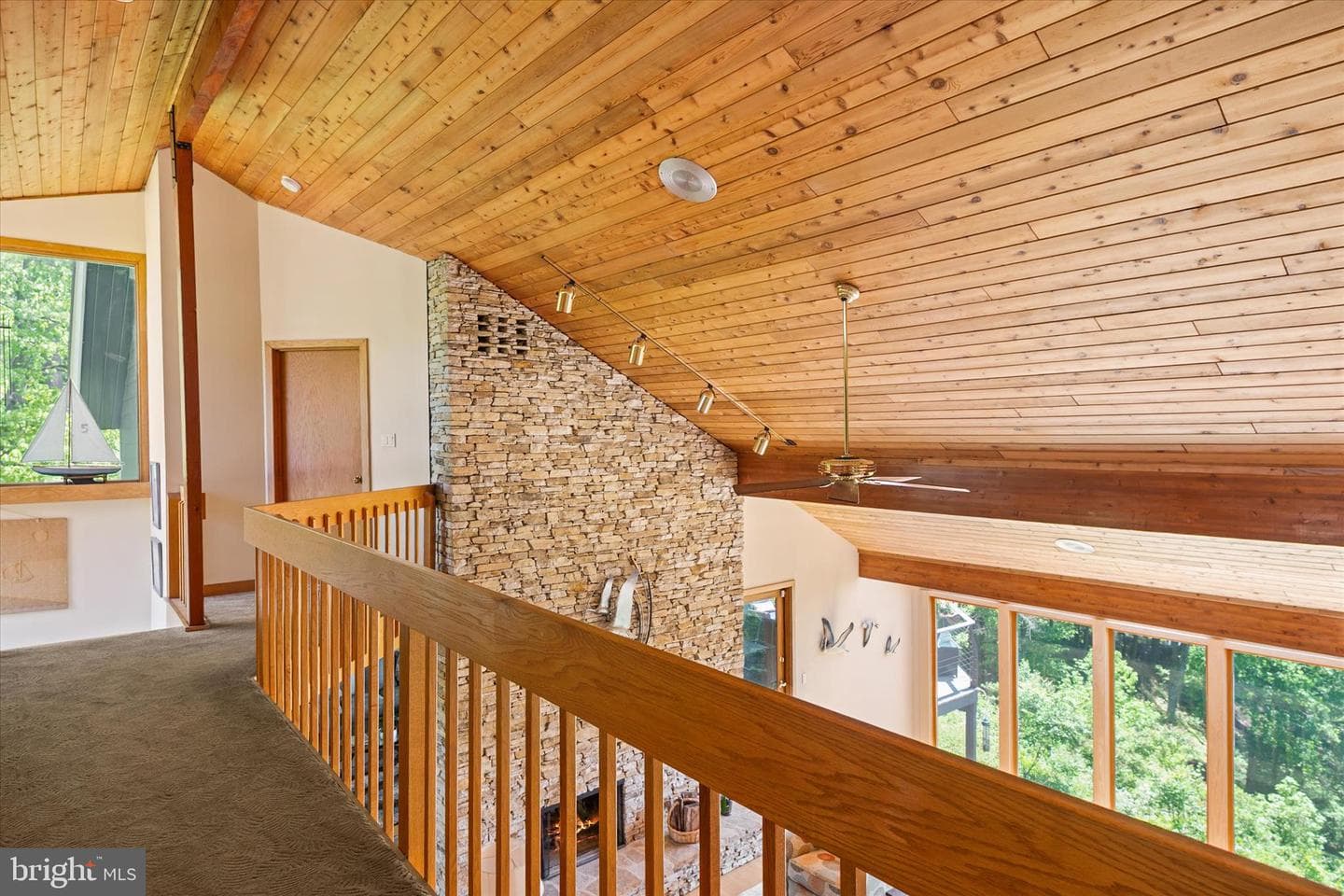 1588 Eaton Way photo 29