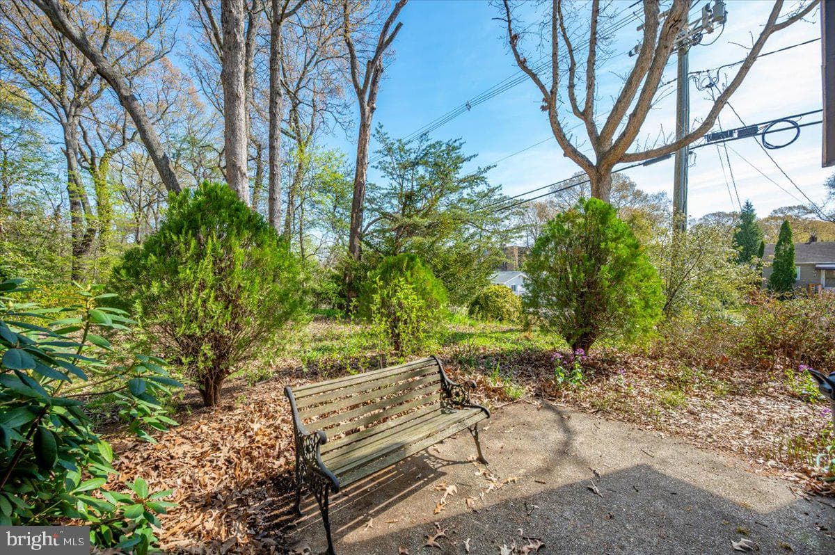 1300 Holliben Road photo 55