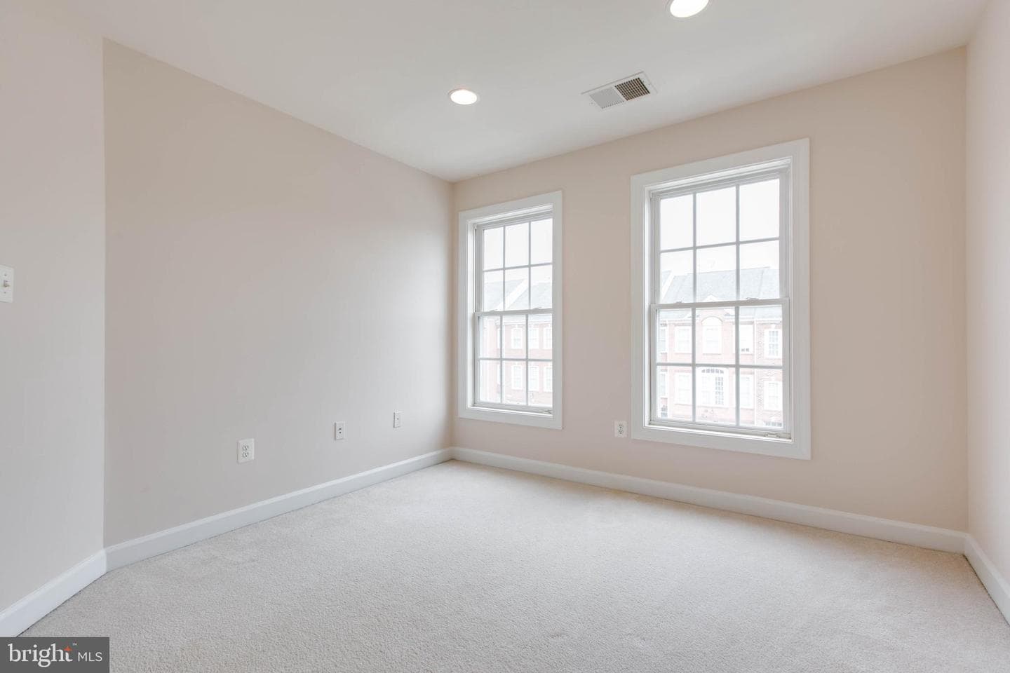 1518 Hurley Court photo 29