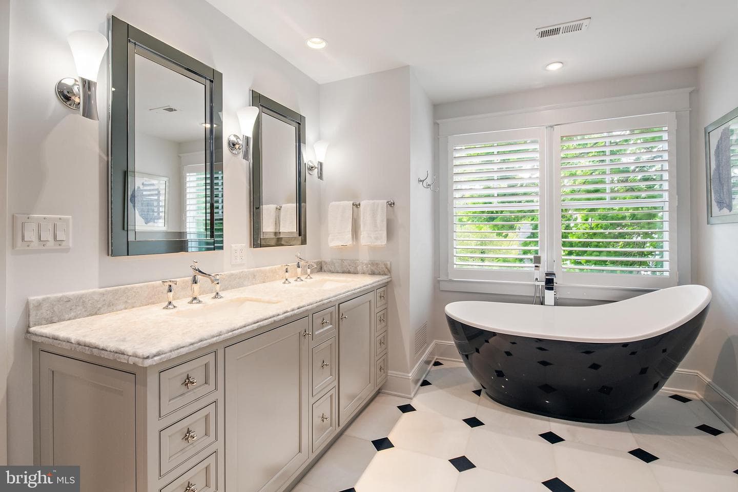131 Spa View Avenue photo 59