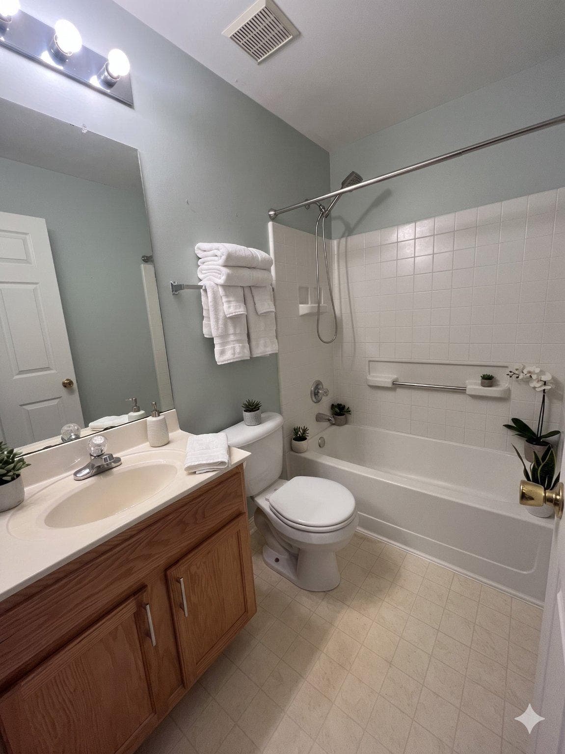 68 Harbour Heights Drive photo 12