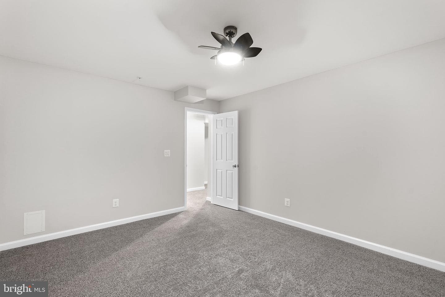 7542 Arundel Woods Drive photo 51