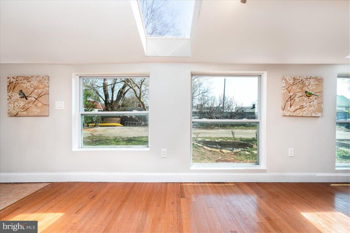 626 Clark Avenue photo 12