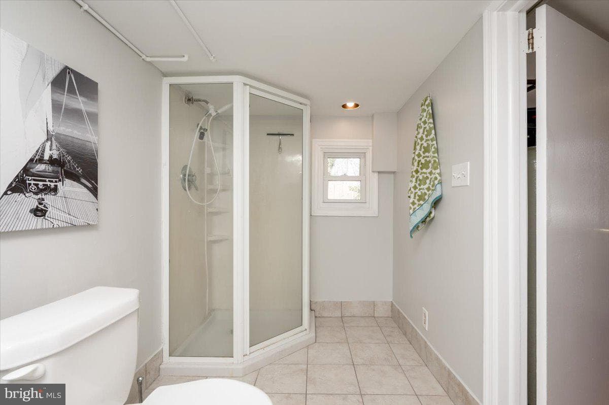 626 Clark Avenue photo 29