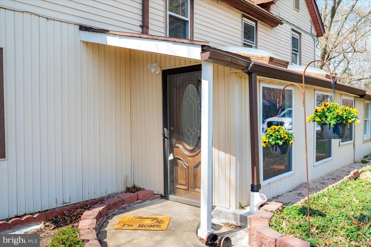 626 Clark Avenue photo 31