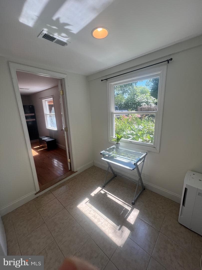 626 Clark Avenue photo 42