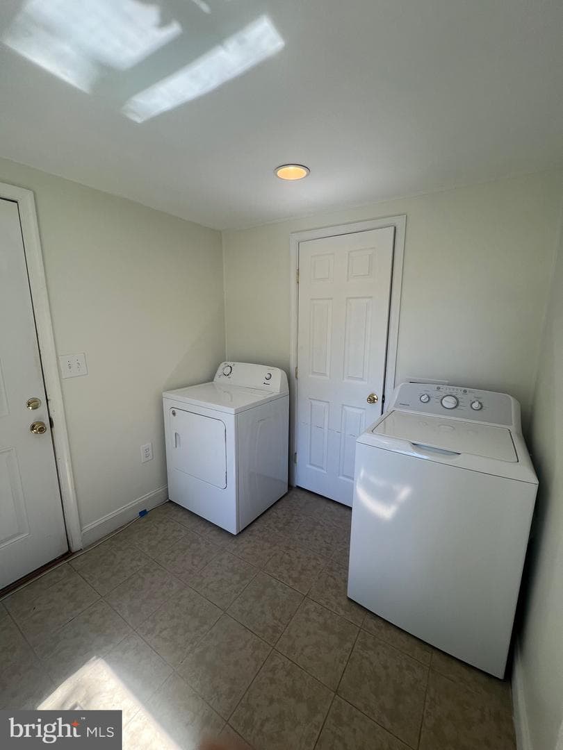 626 Clark Avenue photo 43