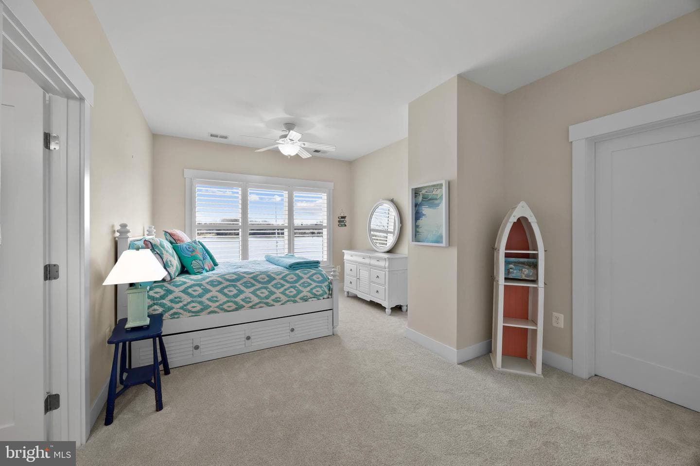 1787 Beachfield Road photo 28