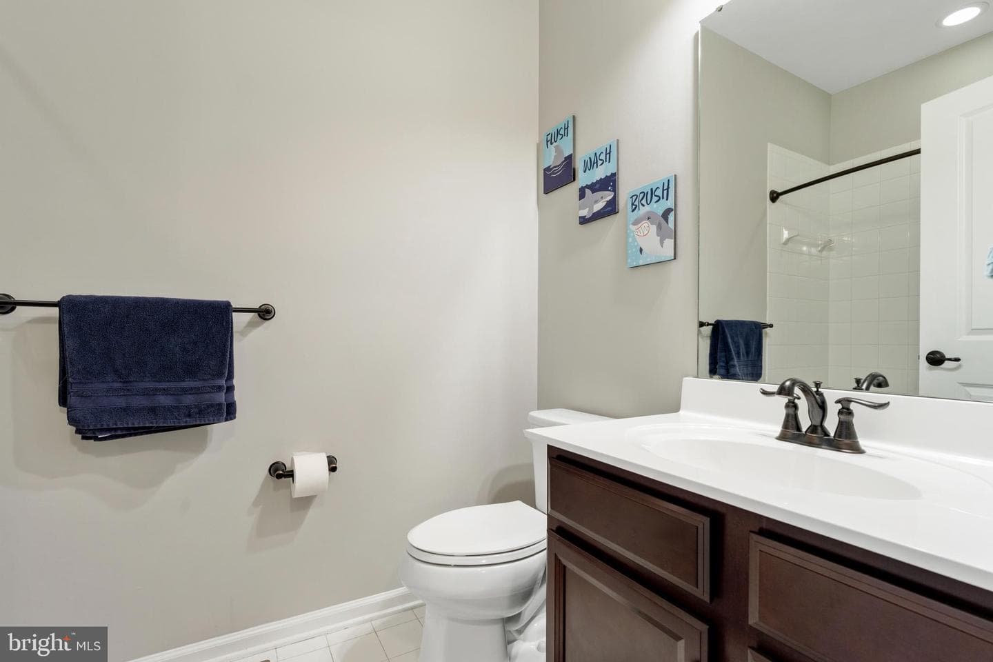 8058 Elton Street photo 23