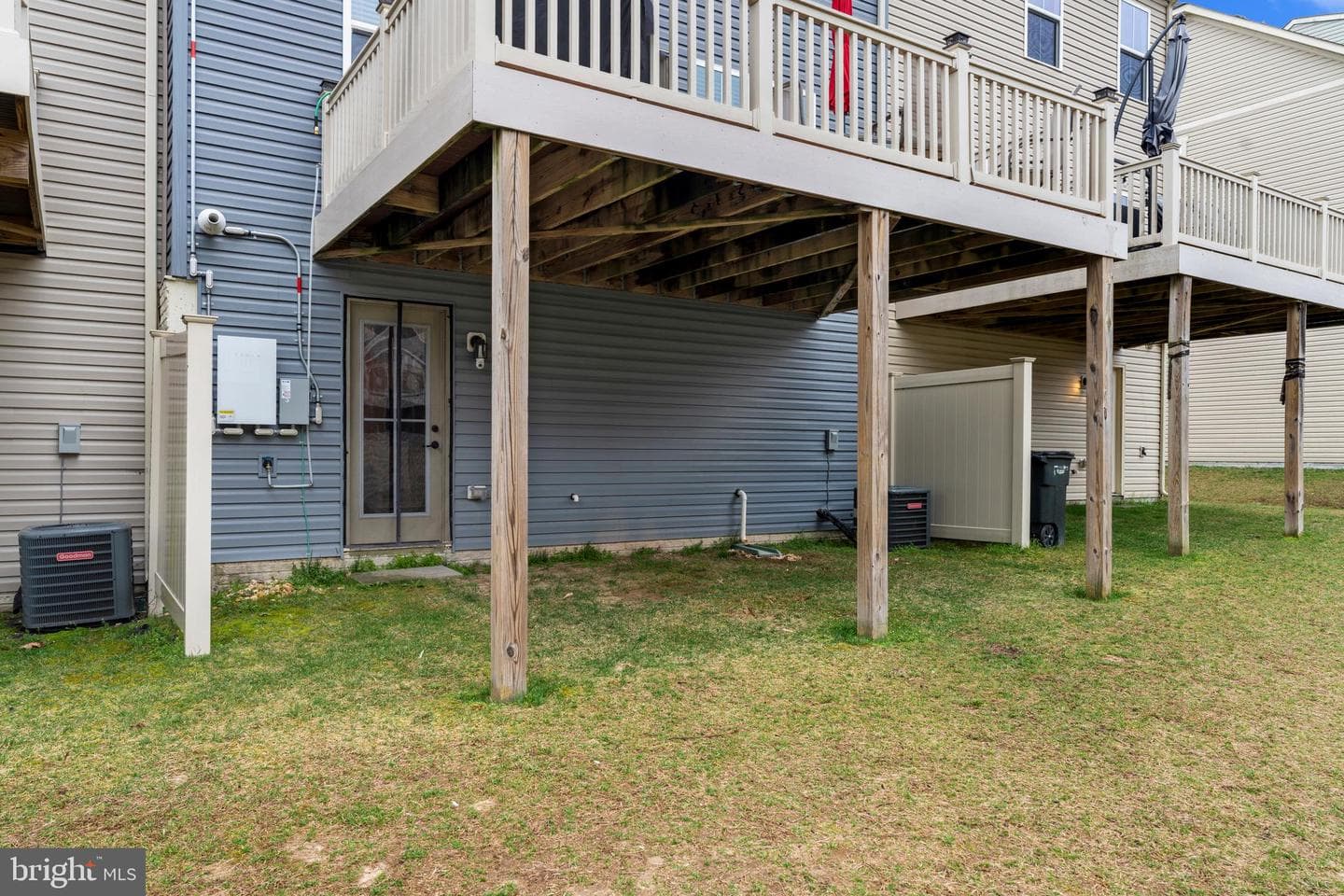 8058 Elton Street photo 30