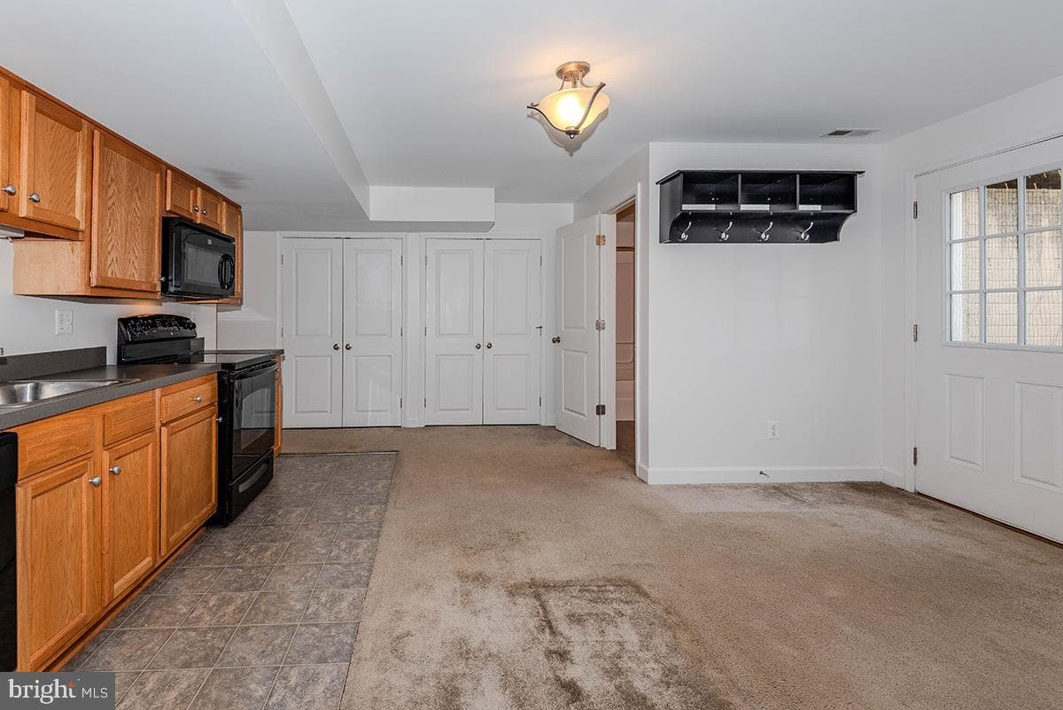 647 210th Street photo 28