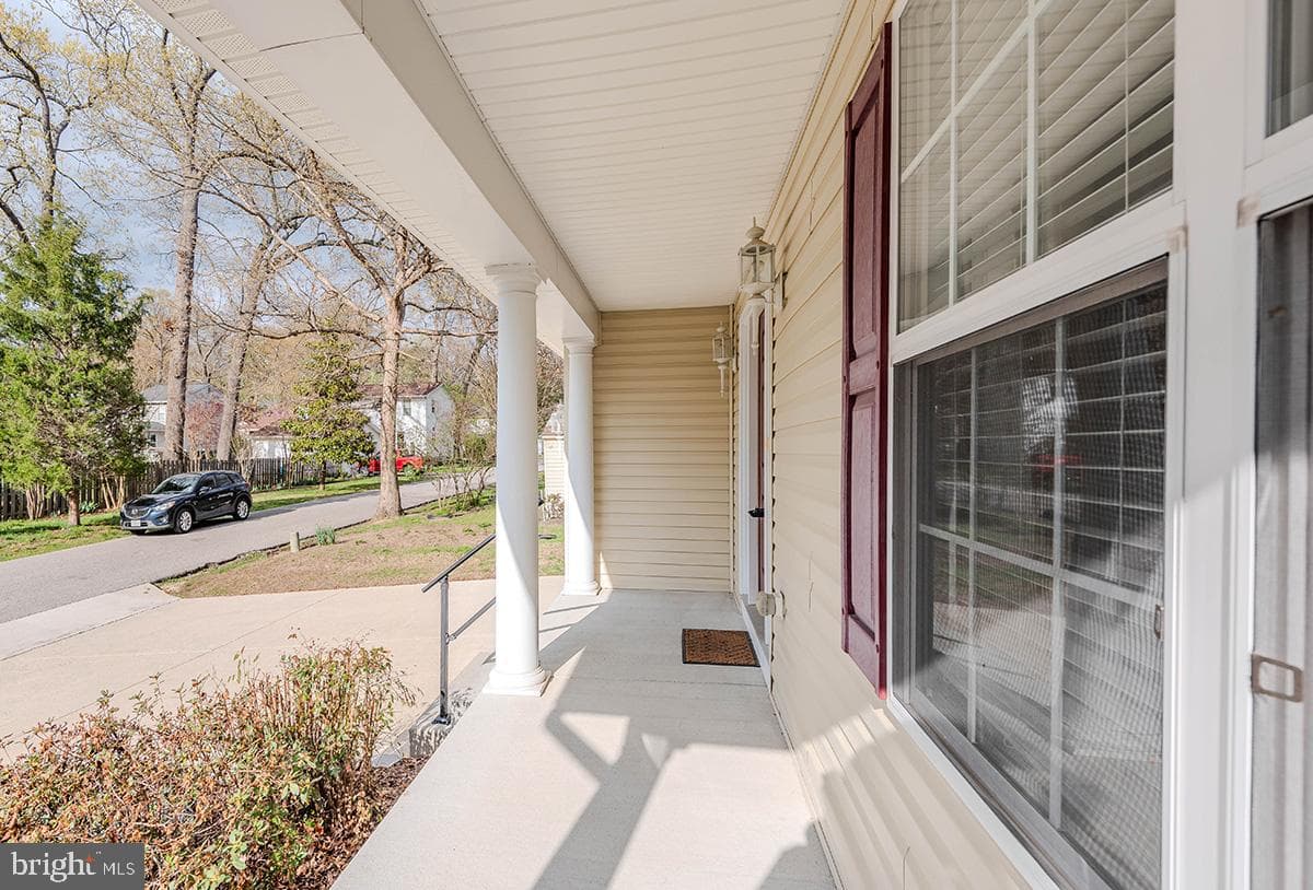 647 210th Street photo 3