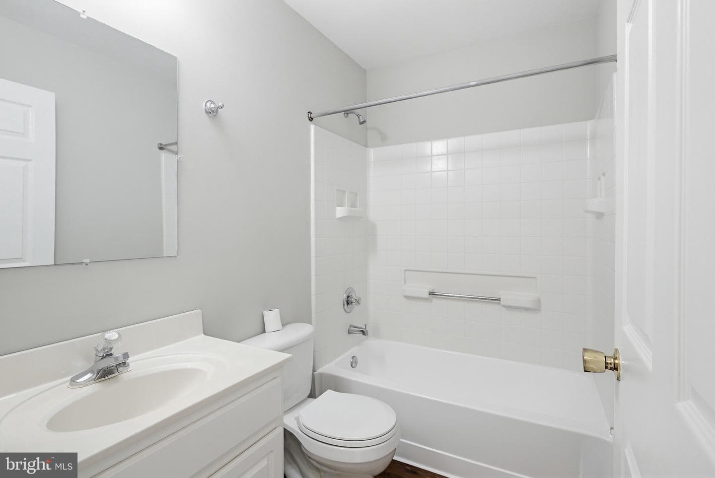 86 Harbour Heights Drive photo 31