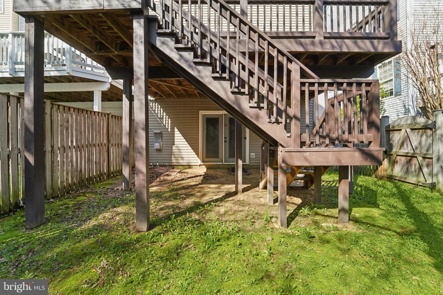 2715 Thornbrook Court photo 30